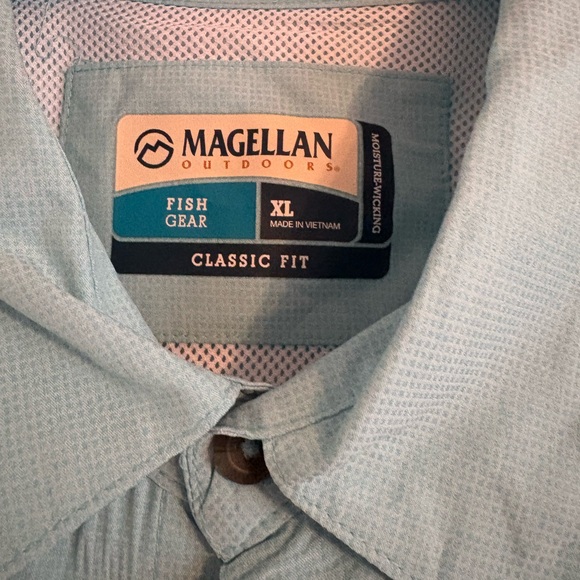 Magellan Outdoors Men's Light Blue Button Down Shirt - Picture 4 of 4